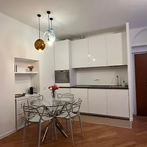  Appartamento Casa Vercelli Delizioso Bilocale Moderno Nella Vecchia